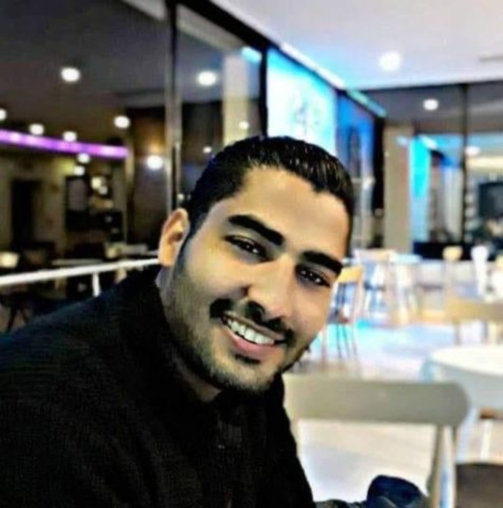 Meet your Posher, Ahmed